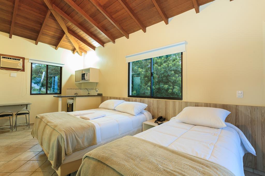 Letto Hotel Jurere Guest House Florianópolis Rum bild